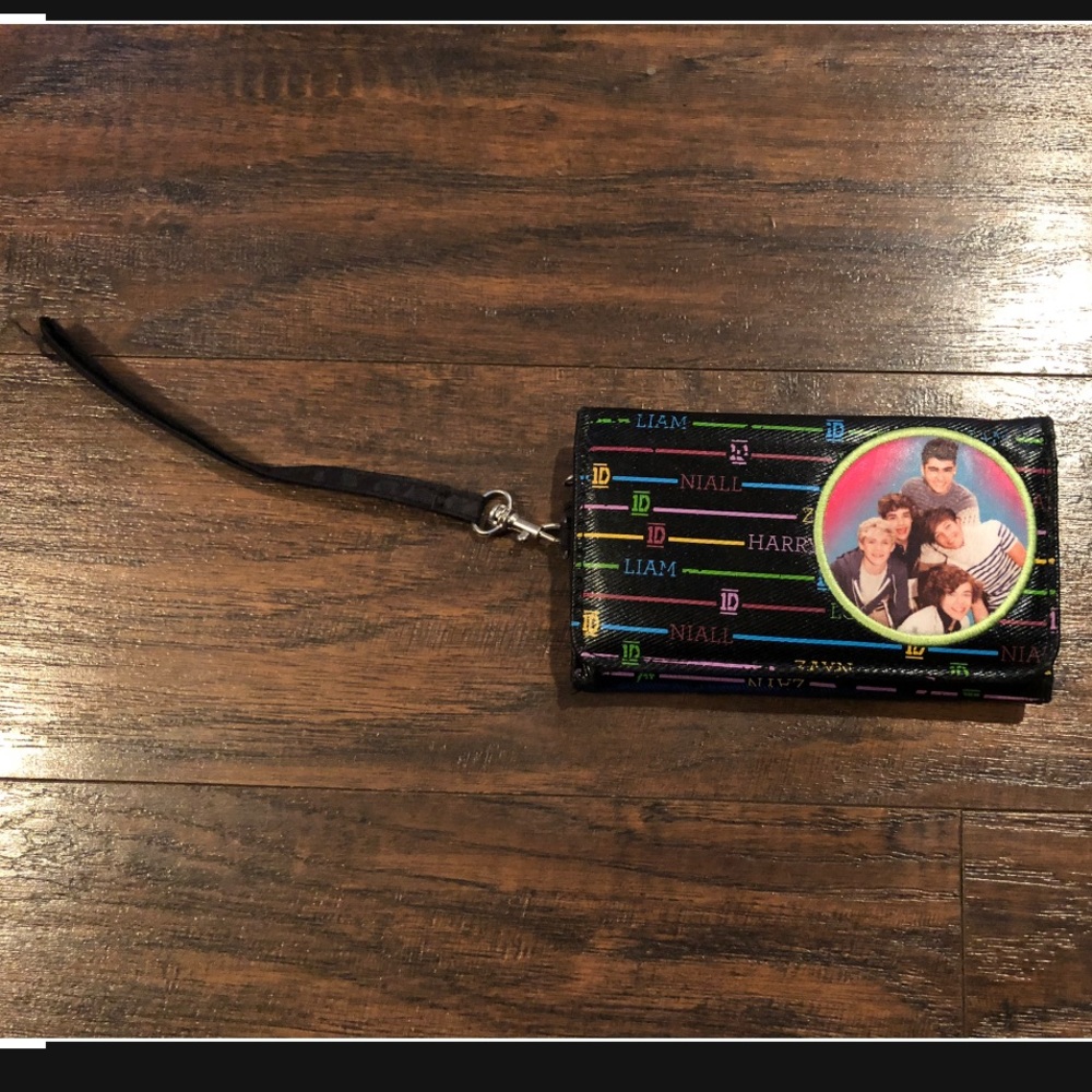 SOLD!!!! One Direction Wallet, 1D Wristlet
